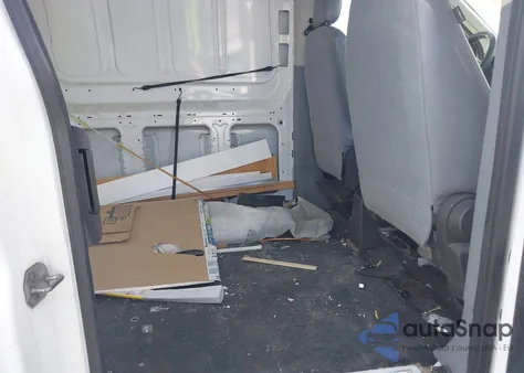 2017 Ford Transit-250 z USA, uszkodzony, nr VIN 1FTYR1ZM4HKA21258